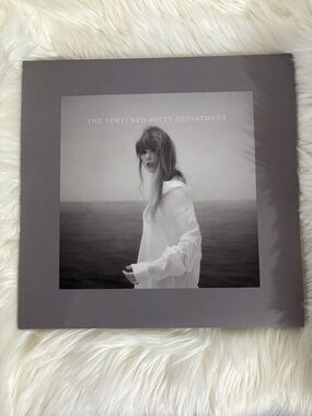 The Tortured Poets Department Vinyl + Bonus Track “The Albatross”
